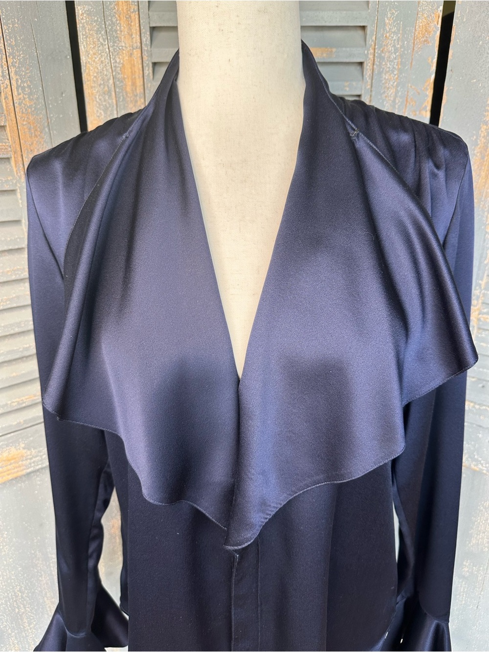 Ralph Lauren Vintage Silk Ruffled Blouse Icon Navy Sz 8 - Picture 4 of 15